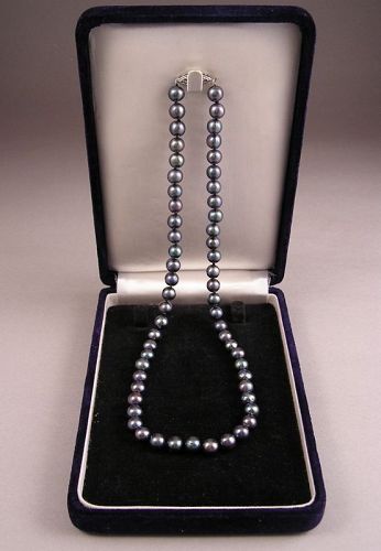 Lovely Vintage Black Pearl Necklace